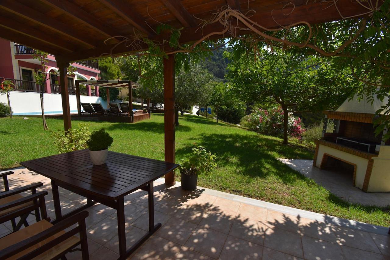 Corfu Resorts Apartments Пелекас Экстерьер фото